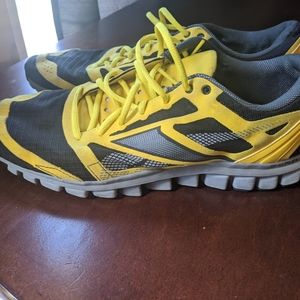 Men's reebok size 11